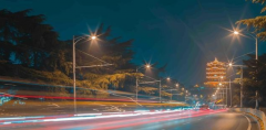 道路路燈為什么大多數(shù)都是暖色的？